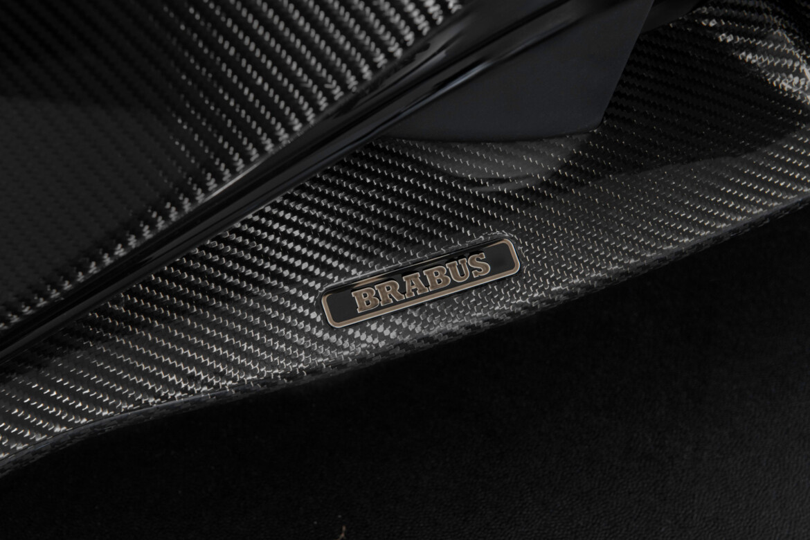 Carbon front spoiler