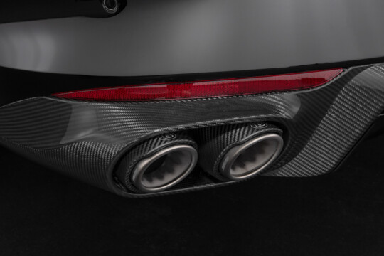 Valve controlled sports exhaust system