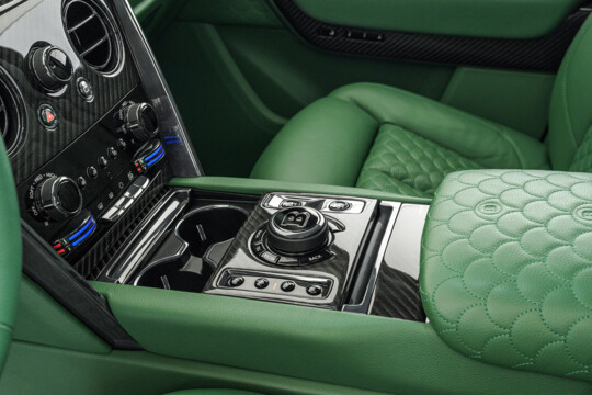 Signature Carbon Package Interior - Series II