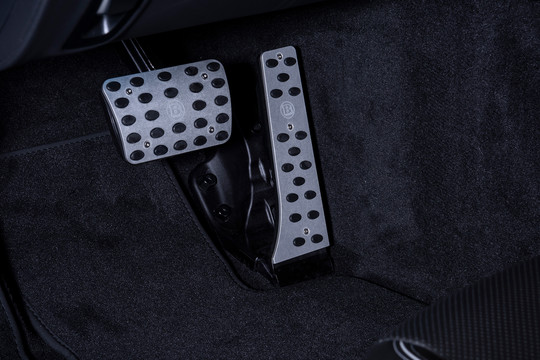 Aluminum pedal pads