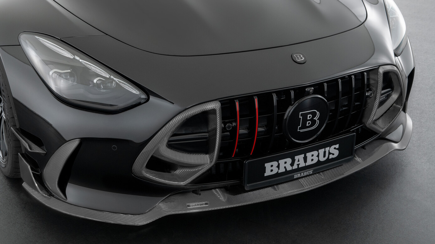 Frontspoiler mit Dive Planes Carbon 1